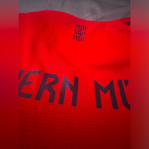 Adidas soccer Bayern Munich authentic jersey ( player edition) NWT! Size XXL - Picture 10 of 15